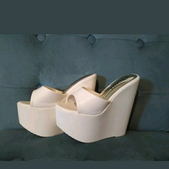 6 wedge heels